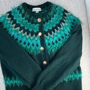 Chic Forest Green Cardigan with Patterned Design